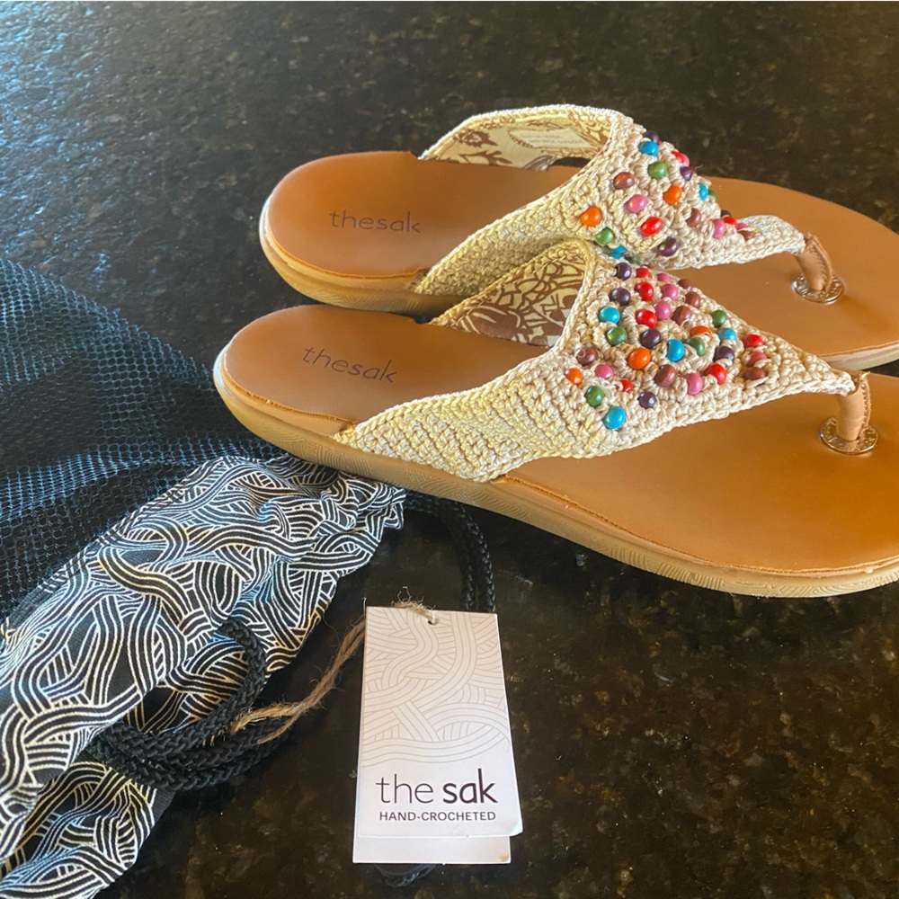 NWT The Sak crochet and beaded thong flip flop sandal